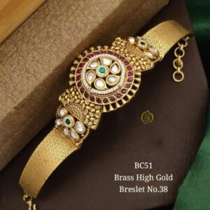 🌸 Antique Gold Finish Temple-Style Bracelet 🌸 💛 Brass High Gold Bracelet with Kundan & Green Stone Accents 💛